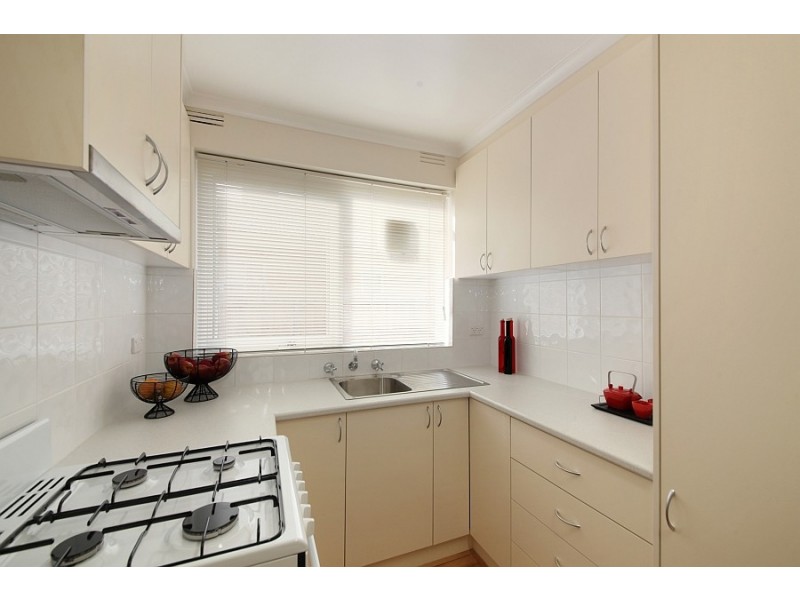 1/297 Jasper Road, Ormond VIC 3204