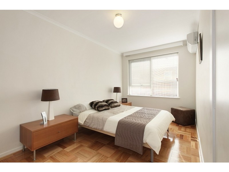 1/297 Jasper Road, Ormond VIC 3204