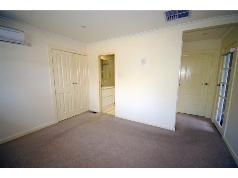 3 Opal Court, Bentleigh East VIC 3165