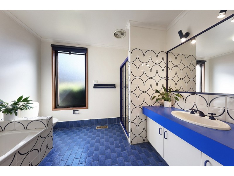 1 Ikara Court, Cheltenham VIC 3192