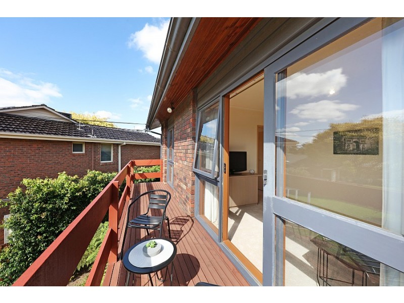 1 Ikara Court, Cheltenham VIC 3192