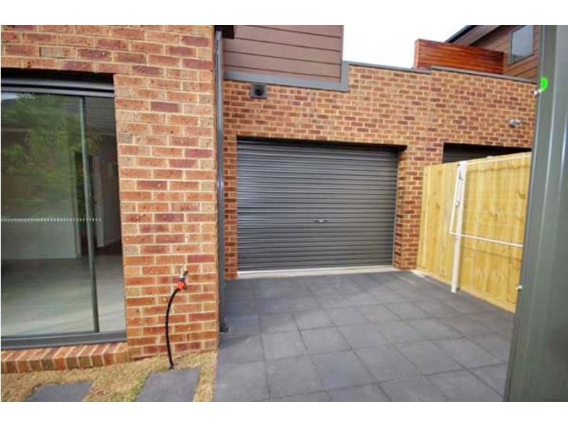 2/1 Barry Street, Bentleigh VIC 3204