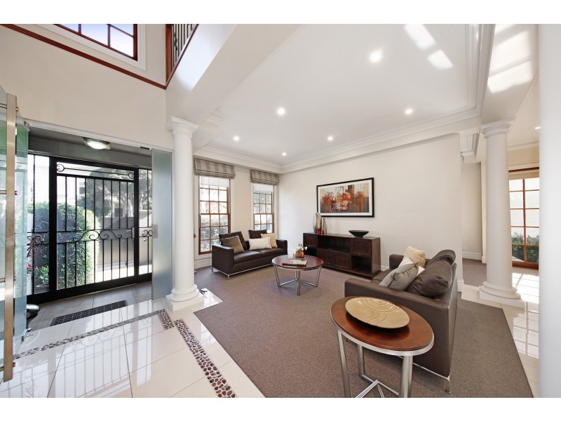 10 Whyte Street, Brighton VIC 3186