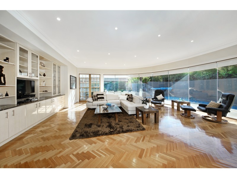 10 Whyte Street, Brighton VIC 3186