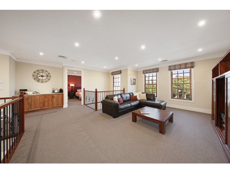 10 Whyte Street, Brighton VIC 3186