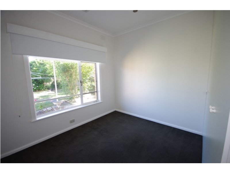 16 Leonie Avenue, Bentleigh East VIC 3165