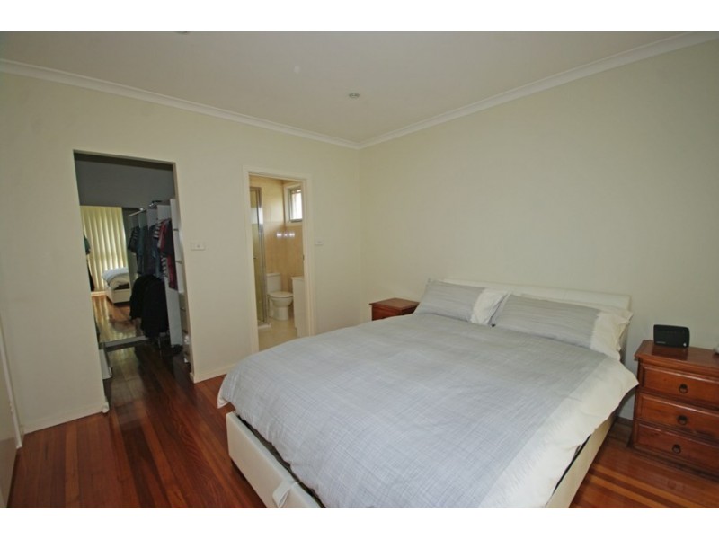 1/1 Parker Street, Ormond VIC 3204