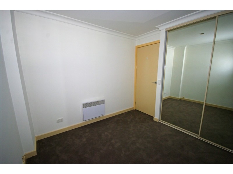 2/125 McKinnon Road, Mckinnon VIC 3204