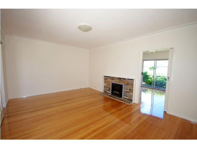 26 Pasadena Crescent, Bentleigh East VIC 3165