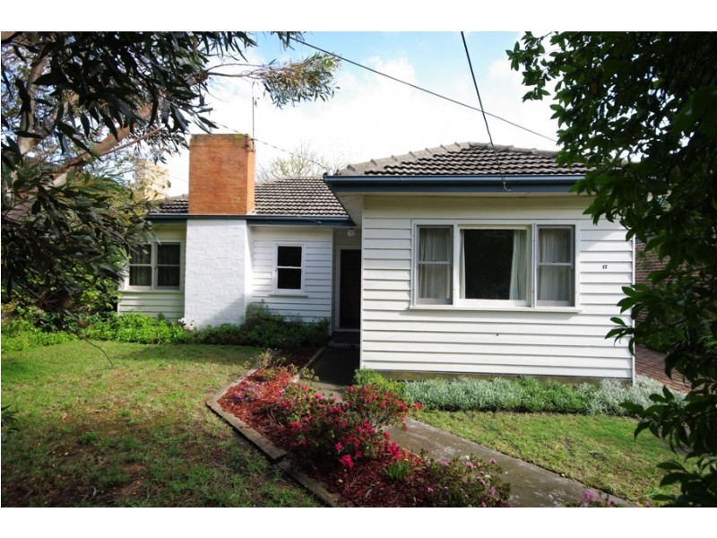 17 Elora Road, Oakleigh South VIC 3167