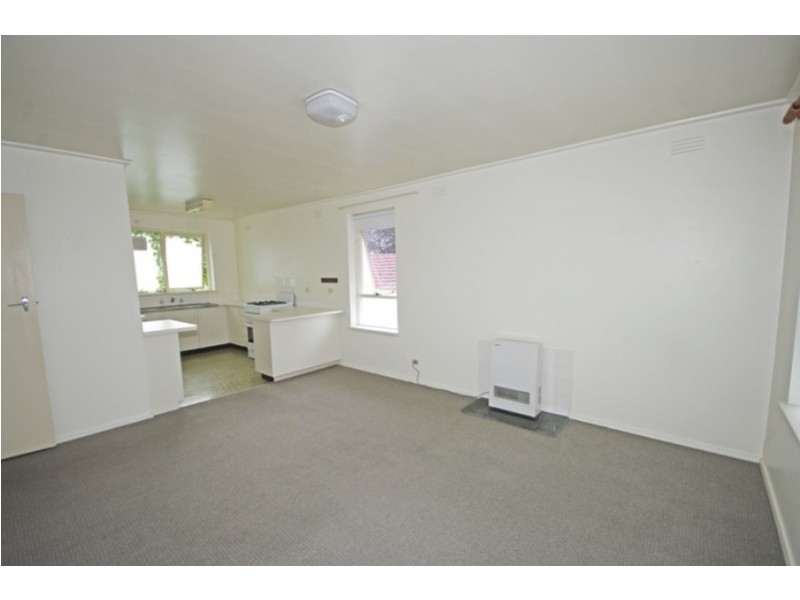 8/8 Central Park Road, Malvern East VIC 3145