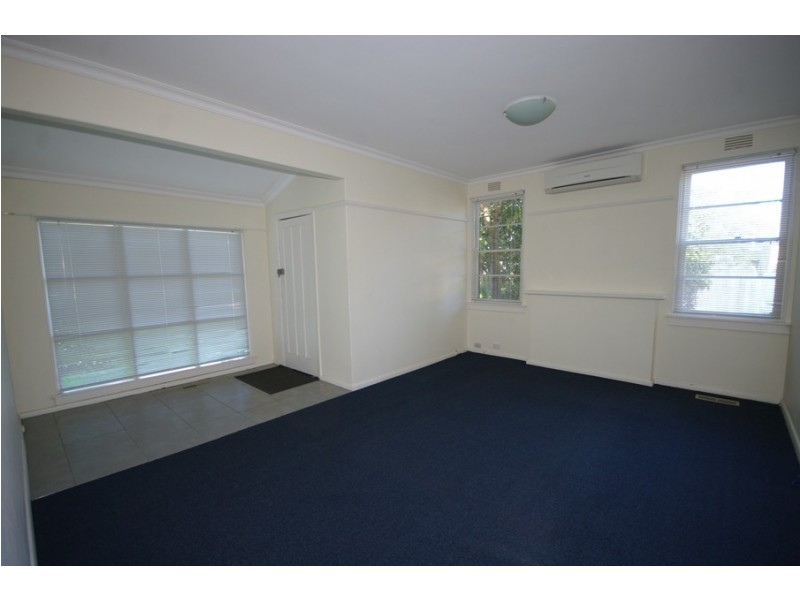 5 Ozone Street, Hampton VIC 3188