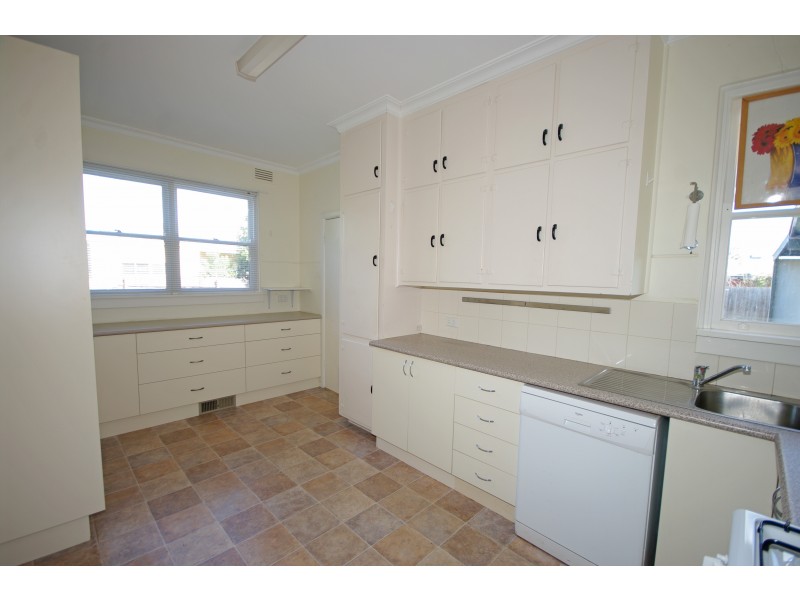 5 Ozone Street, Hampton VIC 3188