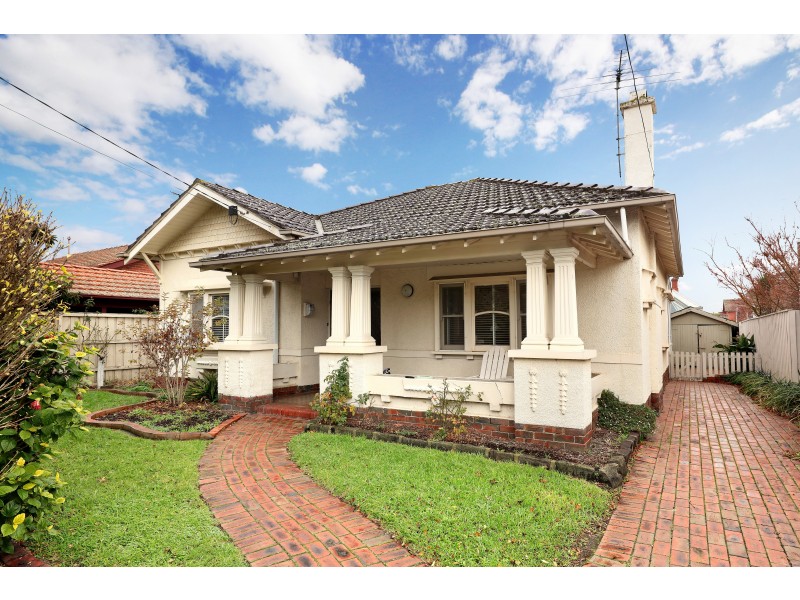 15 Service Street, Caulfield North VIC 3161