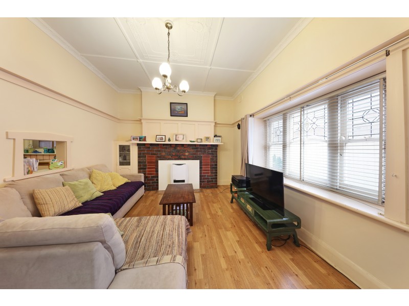 15 Service Street, Caulfield North VIC 3161