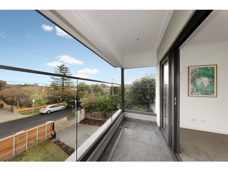 5 Walnut Street, Ormond VIC 3204