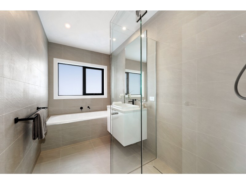 5 Walnut Street, Ormond VIC 3204