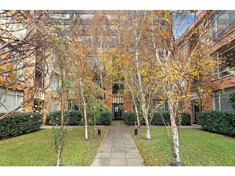 10/8 Louise Street, Melbourne VIC 3004