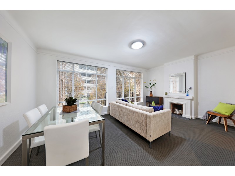 10/8 Louise Street, Melbourne VIC 3004