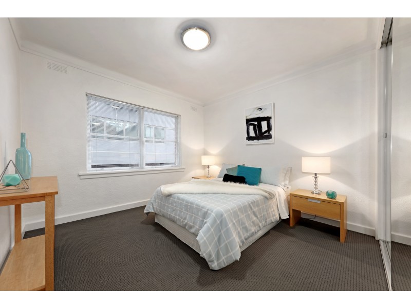 10/8 Louise Street, Melbourne VIC 3004