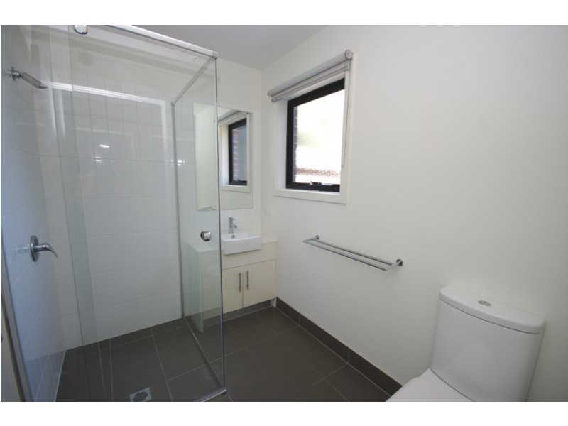 6/75 Lillimur Road, Ormond VIC 3204