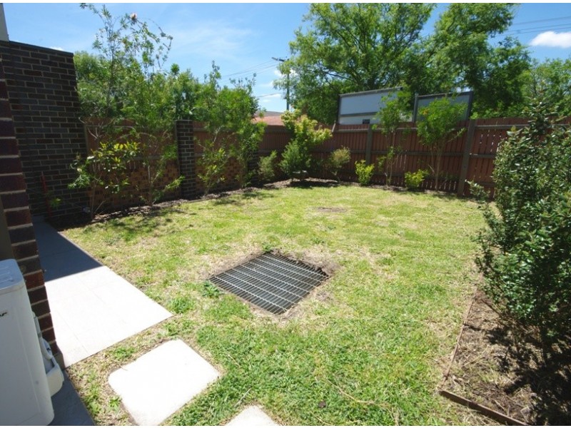 6/75 Lillimur Road, Ormond VIC 3204