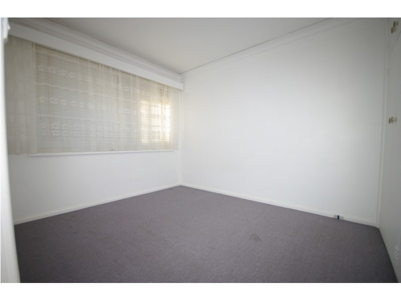 11/12 Bartlett Street, Hampton East VIC 3188