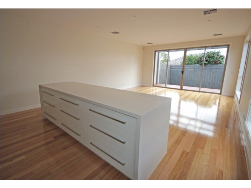 367B McKinnon Road, Bentleigh East VIC 3165