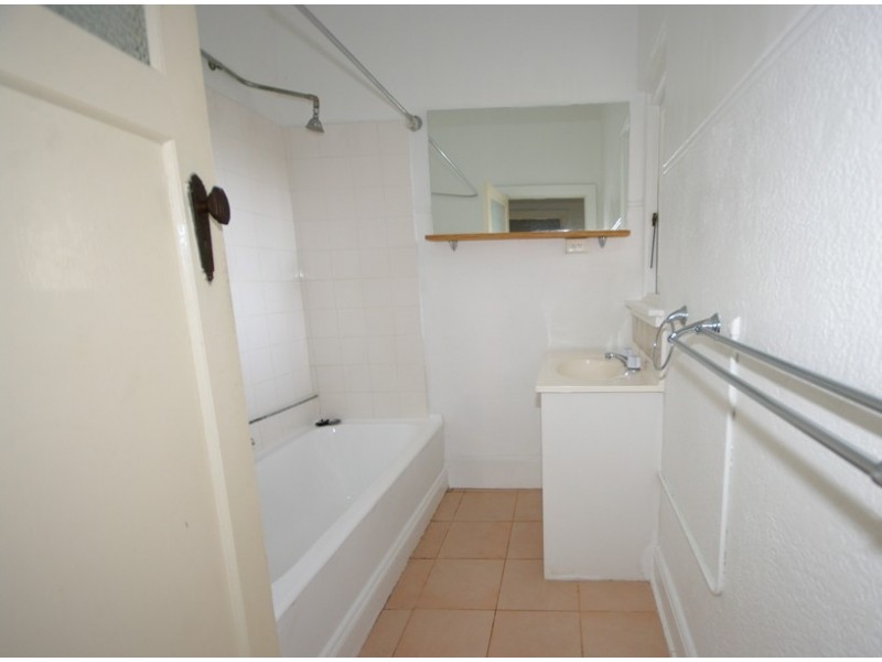 72 Oakleigh Road, Carnegie VIC 3163