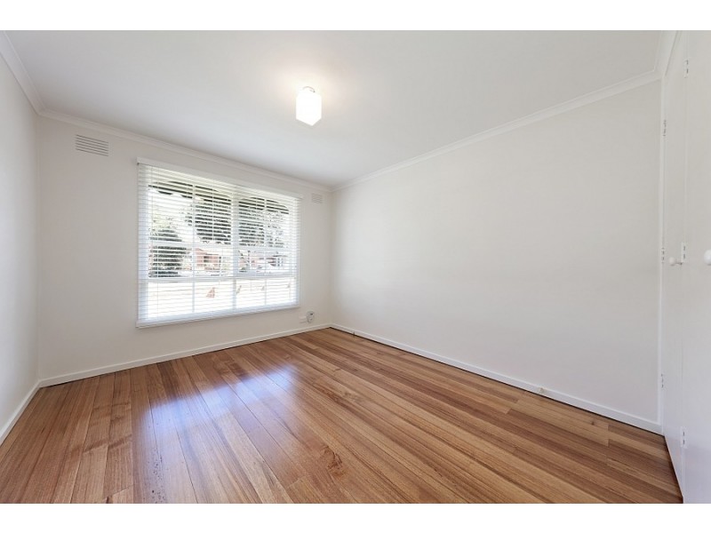 1/4 Draper Street, Mckinnon VIC 3204