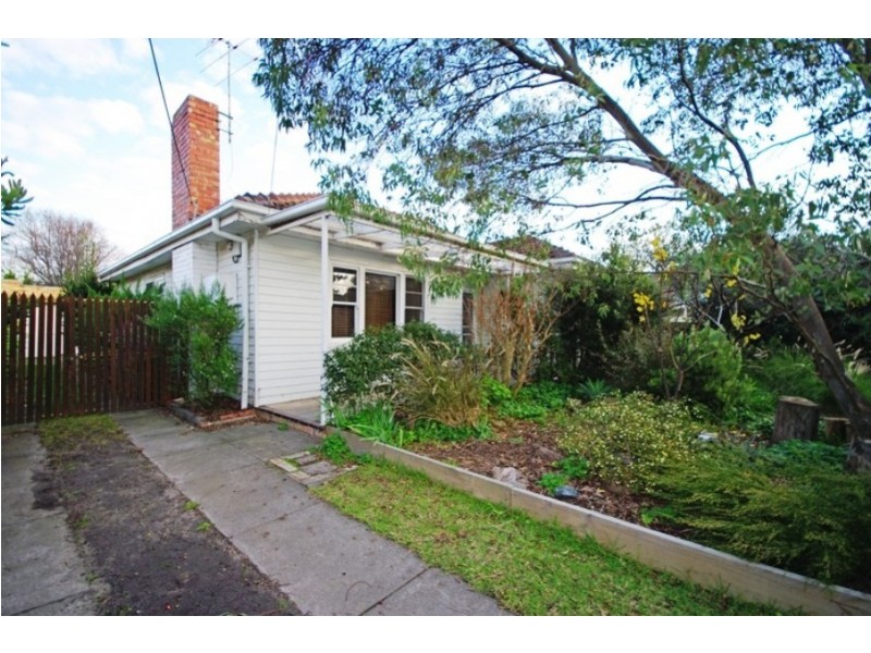 2  Hudson Street, Mckinnon VIC 3204