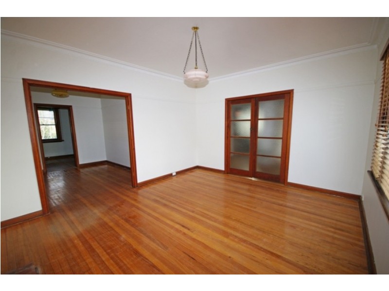 2  Hudson Street, Mckinnon VIC 3204