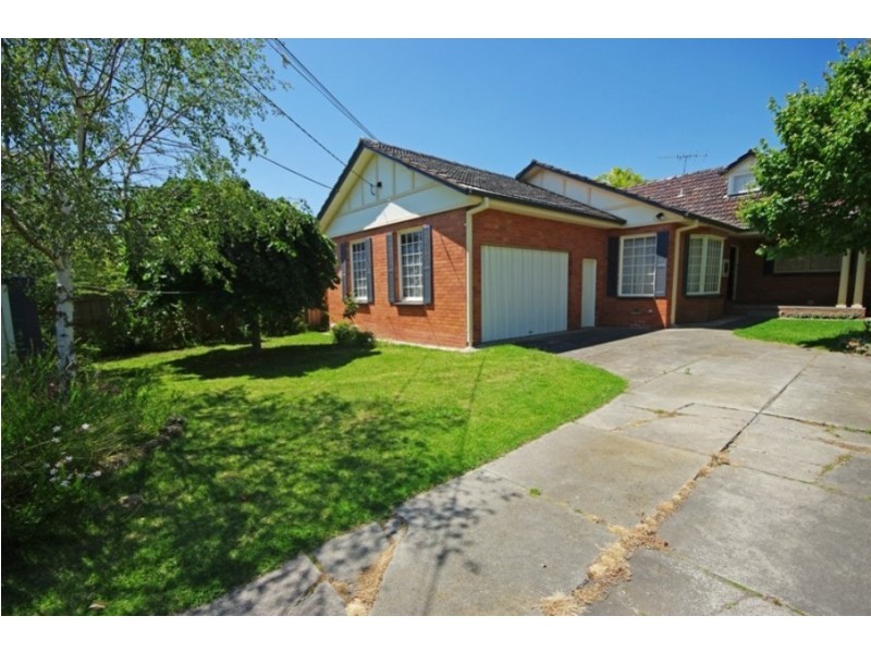 12 Thomasina Street, Bentleigh East VIC 3165