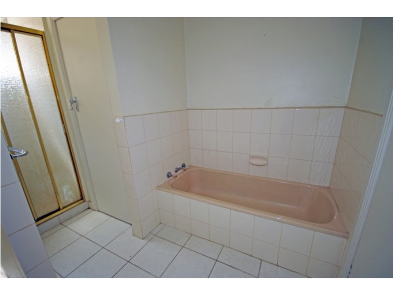 12 Thomasina Street, Bentleigh East VIC 3165