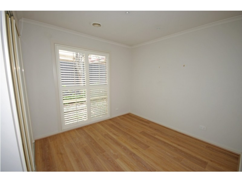 2/19 Kershaw Street, Bentleigh East VIC 3165