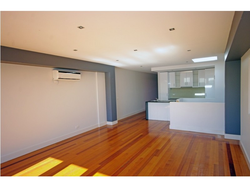 2/119 Kangaroo Road, Hughesdale VIC 3166