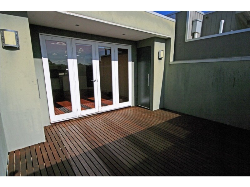 2/119 Kangaroo Road, Hughesdale VIC 3166