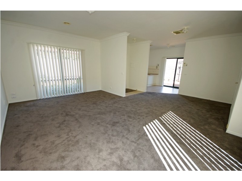 2/129  East Boundary Road, Bentleigh East VIC 3165