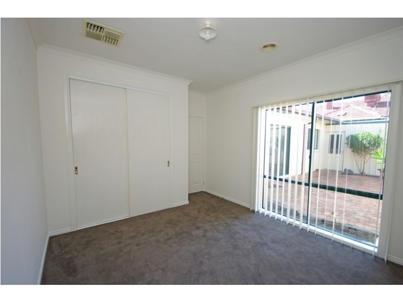 2/129  East Boundary Road, Bentleigh East VIC 3165