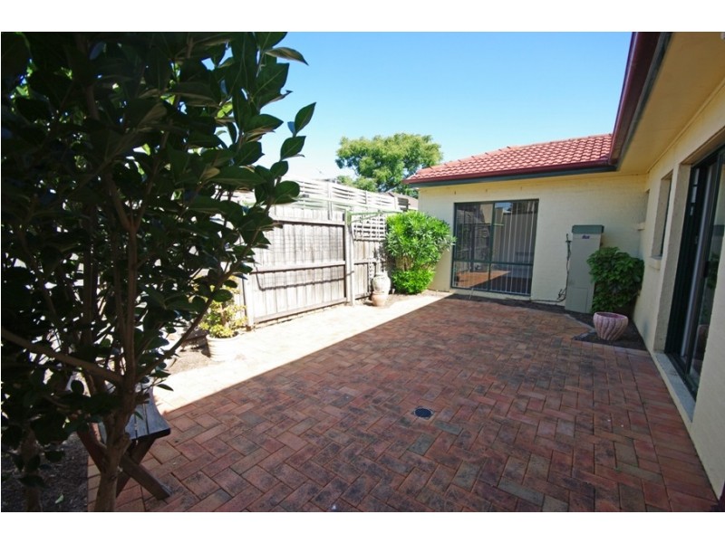 2/129  East Boundary Road, Bentleigh East VIC 3165