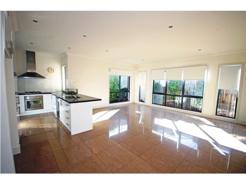 1A Parkmore Road, Bentleigh East VIC 3165