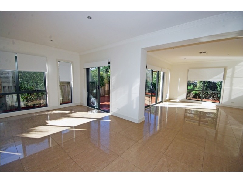 1A Parkmore Road, Bentleigh East VIC 3165