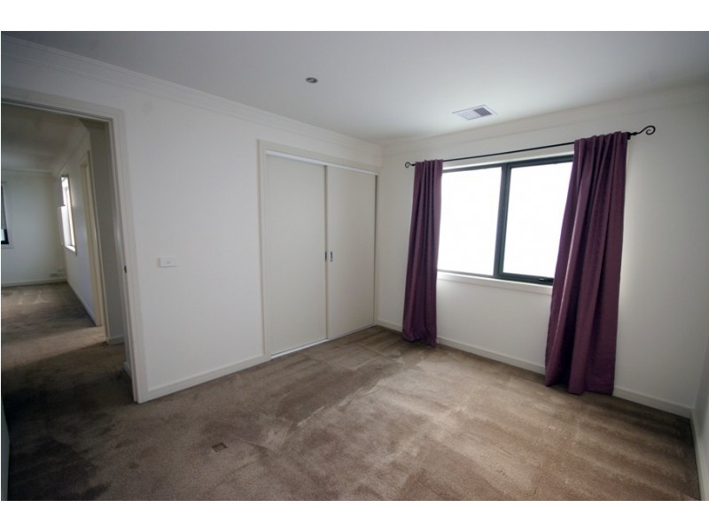 1A Parkmore Road, Bentleigh East VIC 3165