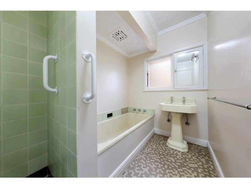 132 Jasper Road, Bentleigh VIC 3204