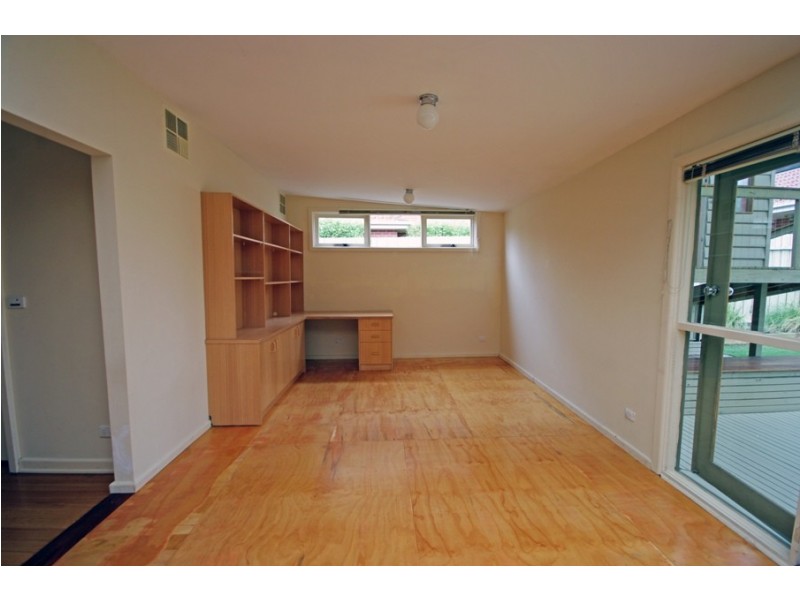 32 Connie Street, Bentleigh East VIC 3165