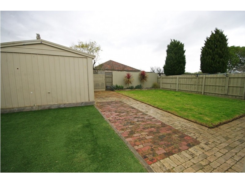 32 Connie Street, Bentleigh East VIC 3165