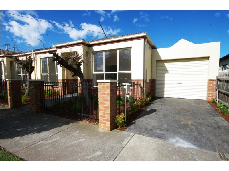 20 Fitzroy Street, Mckinnon VIC 3204