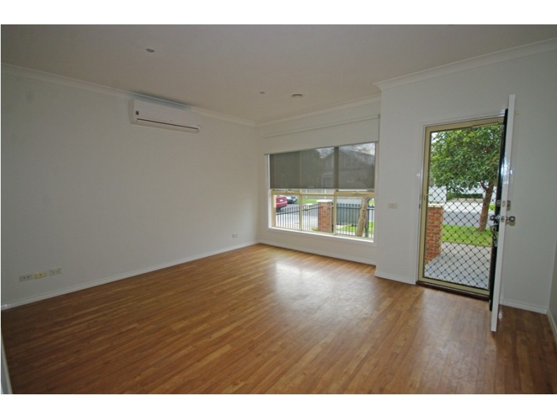 20 Fitzroy Street, Mckinnon VIC 3204