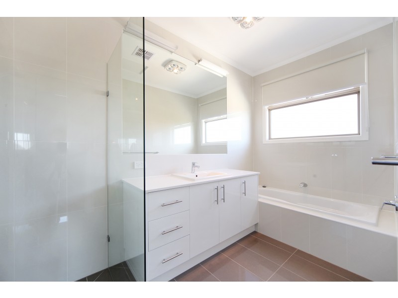 6B Riddle Street, Bentleigh VIC 3204
