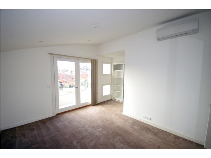 26A Carlton Street, Mckinnon VIC 3204